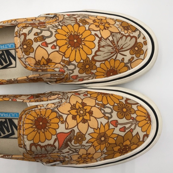 Vans Floral Slip-On Sneakers - Picture 9 of 13